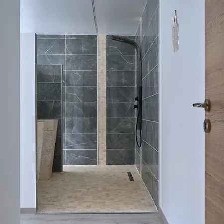 Paris Premium Family House *