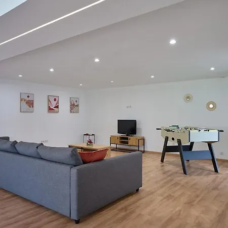 Villa Paris Premium Family House